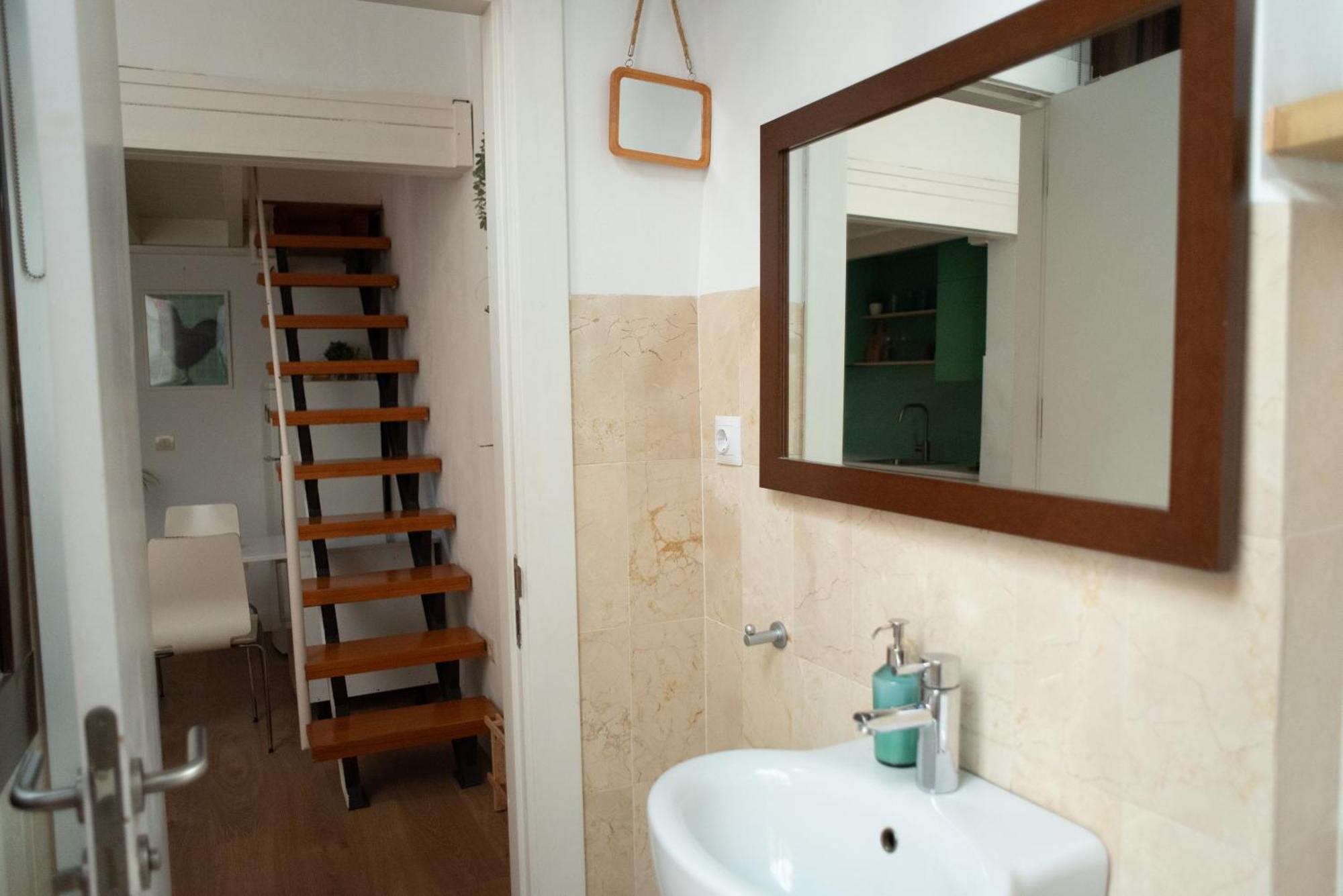 Cozy & Quiet Apartment In The Center Málaga Exterior foto